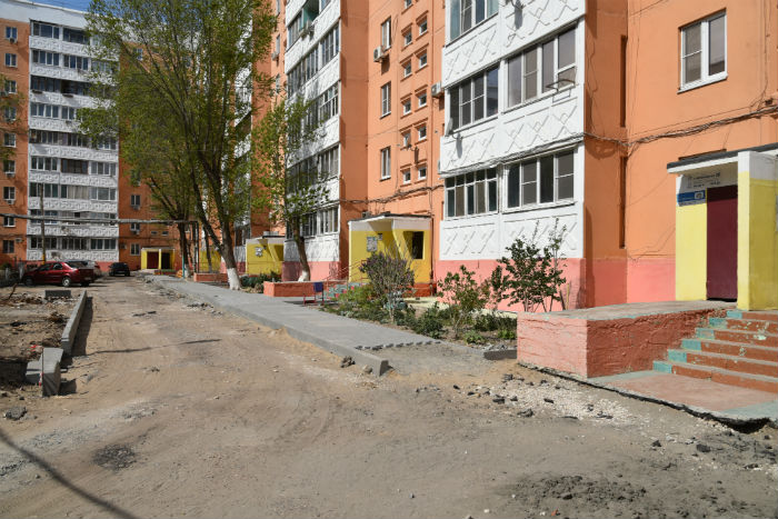 Во всех районах Астрахани будут отремонтированы дворы