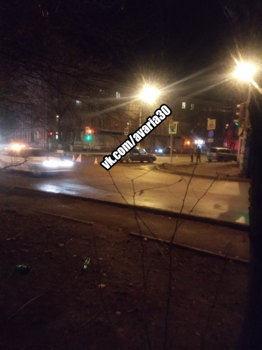 Соцсети: В Астрахани на ул. Яблочкова сбили пешехода