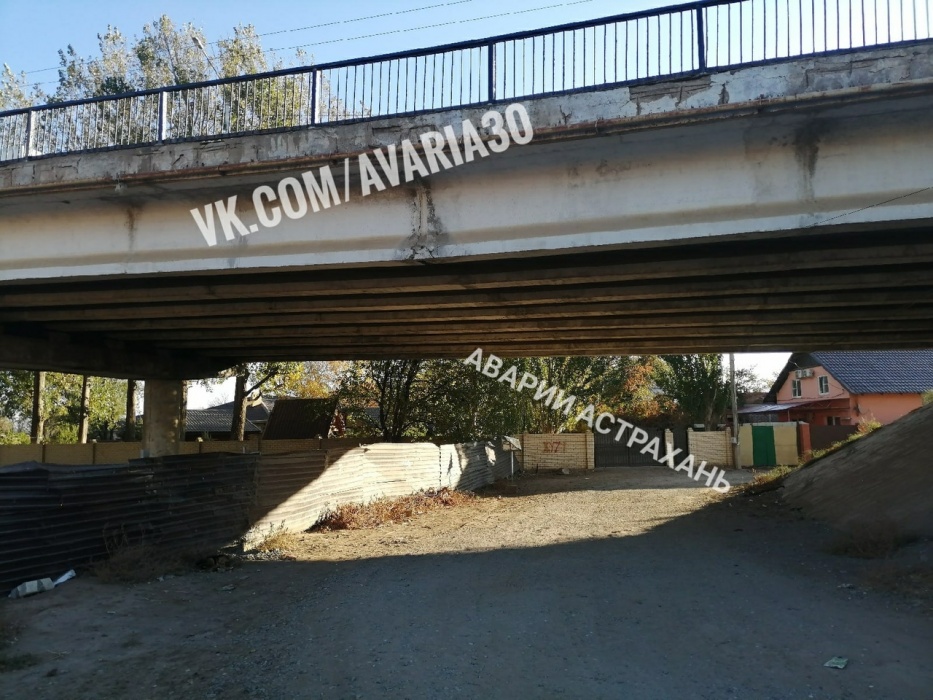 С сегодняшнего дня официально ограничено движение по Царевскому мосту в створе улицы Боевой