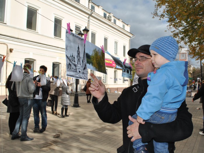 Молодые энергетики Астрахани приняли участие в фотовыставке