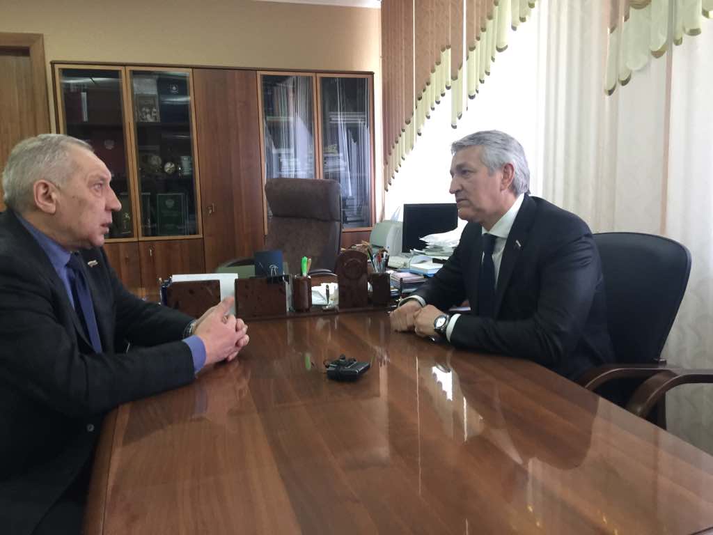 Леонид Огуль: «Пора обеспечить отраслевым вузам равные возможности»