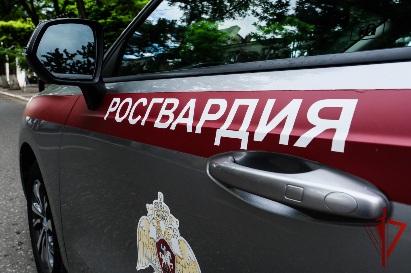 Астраханские росгвардейцы пришли на помощь потерявшему сознание  прохожему