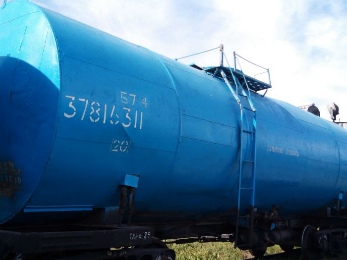 Два водяных поезда курсируют в Астраханской области