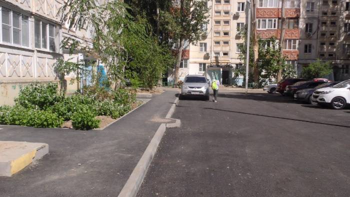 В Ленинском районе завершается ремонт дворов