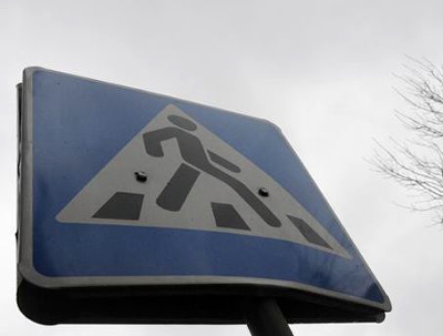 В центре Астрахани из-за столкновения двух иномарок пострадали два пешехода