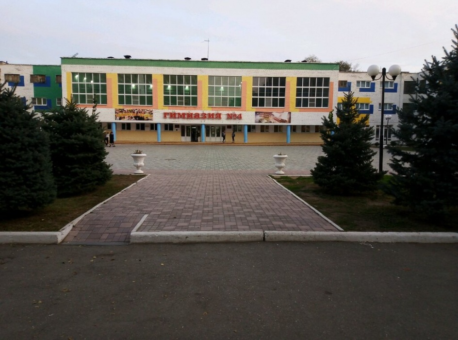 Масочный режим и не только: Игорь Бабушкин ответил на вопросы родителей школьников