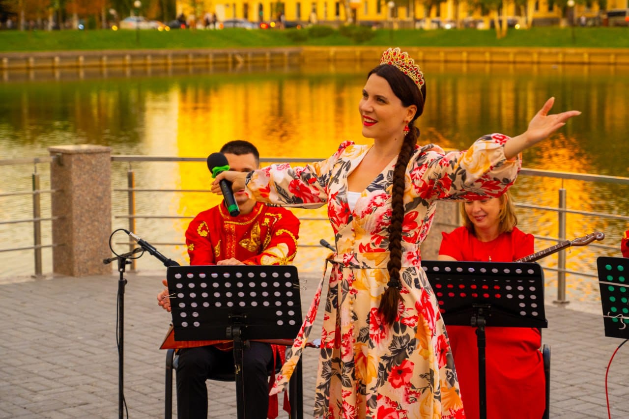 Проект «Музыка на воде» в Астрахани завершится концертом из любимых песен