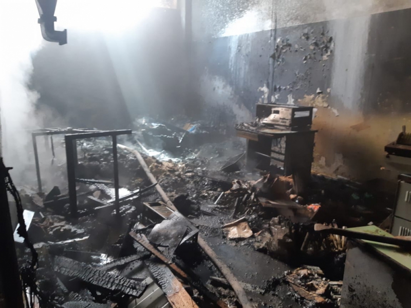 Воскресенье в Астрахани отличилось сразу двумя серьезными пожарами 