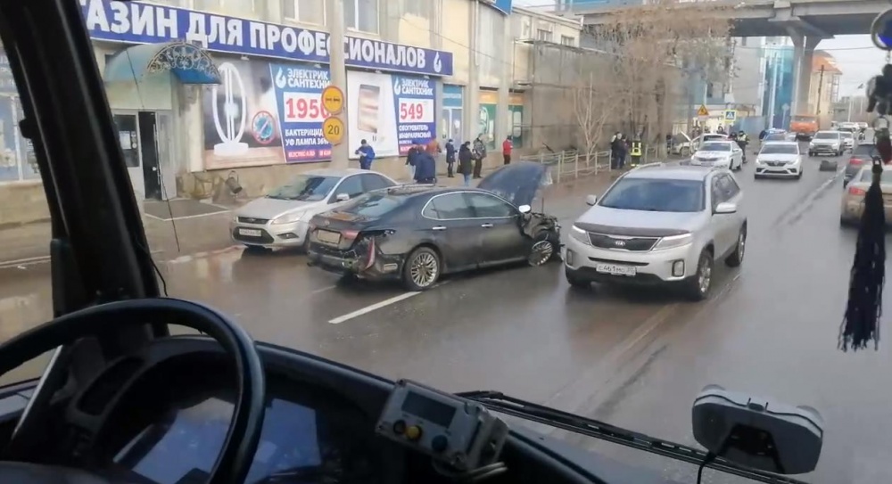 Астраханская полиция передала дело по громкому ДТП на Адмиралтейской следственному комитету