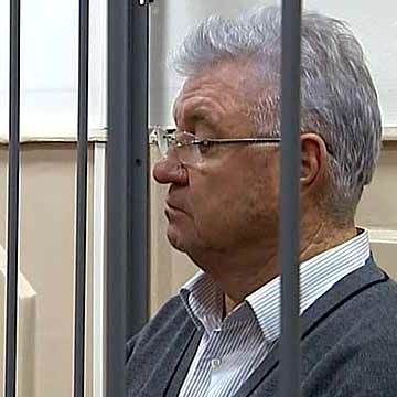Адвокат пытался оспорить отстранение мэра Астрахани М. Столярова от должности – но безуспешно