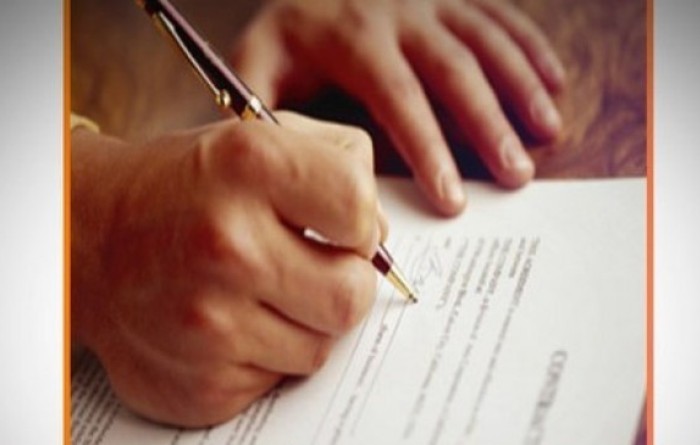 Вместо обещанного автосервиса астраханец потратил деньги по соцконтракту на себя