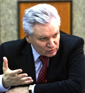 Александр Клыканов: “Не хотелось бы, чтобы реформы ограничились полумерами”