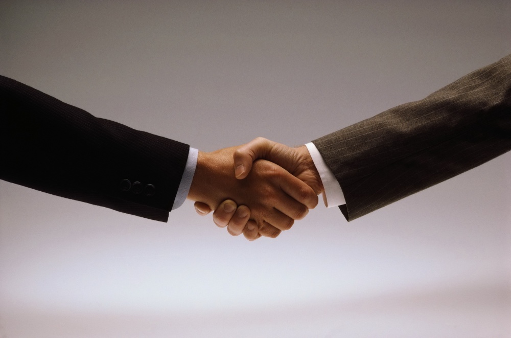 Выборы главы Харабалинского района: объединится ли оппозиция против Штонды?