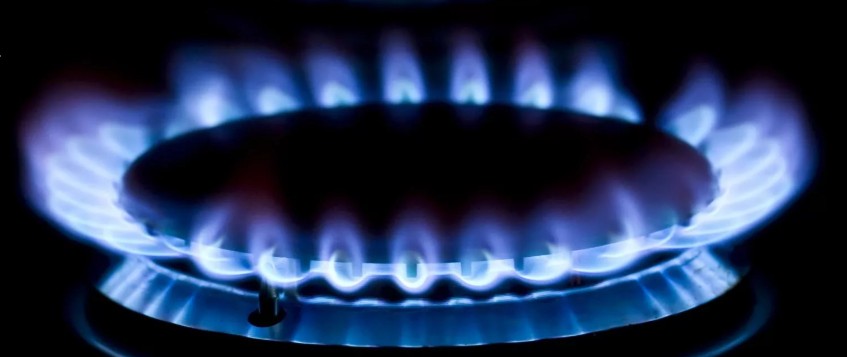 Сегодня на 15 улицах Астрахани отключат газ