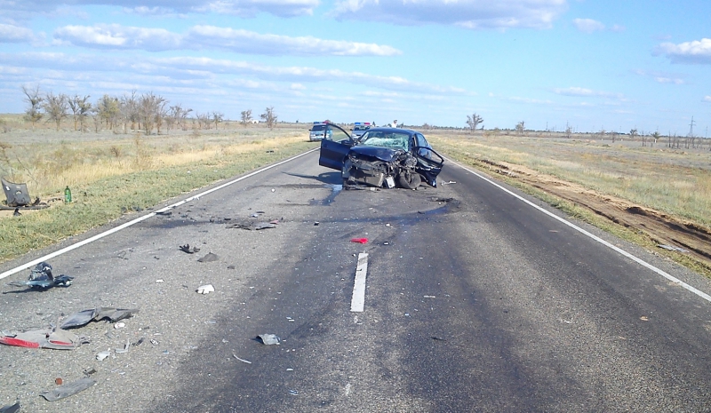 В ДТП на астраханской трассе пострадали четыре человека, в том числе 10-летняя девочка