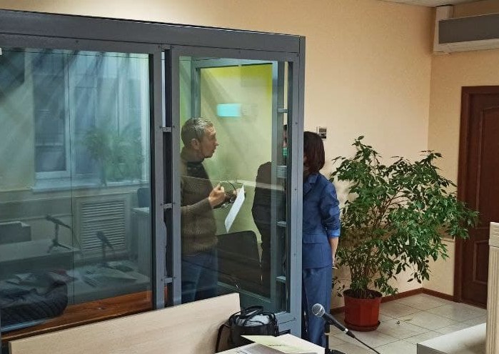 Астраханскому журналисту Игорю Белякову продлили срок пребывания под стражей до конца лета