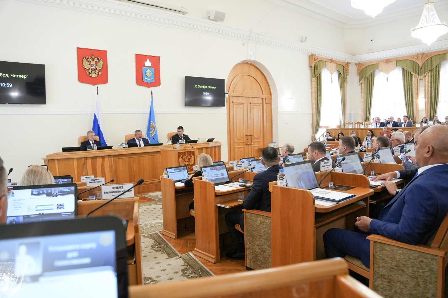 Астраханские депутаты предложили усовершенствовать практику представления льгот по транспортному налогу