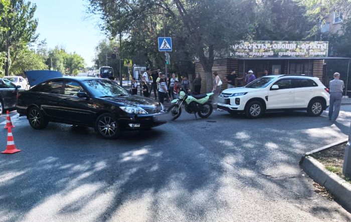 Копия вчерашнего: в Астрахани вновь в двух подряд ДТП пострадали несовершеннолетние