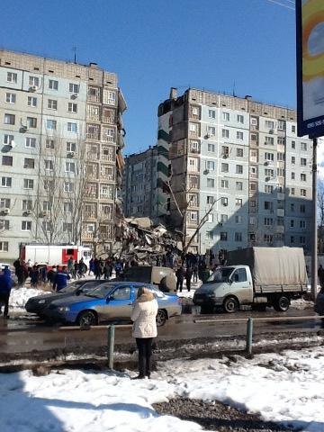 ПРОДОЛЖАЕТСЯ РАЗБОР ЗАВАЛОВ. Найдены тела пяти погибших.