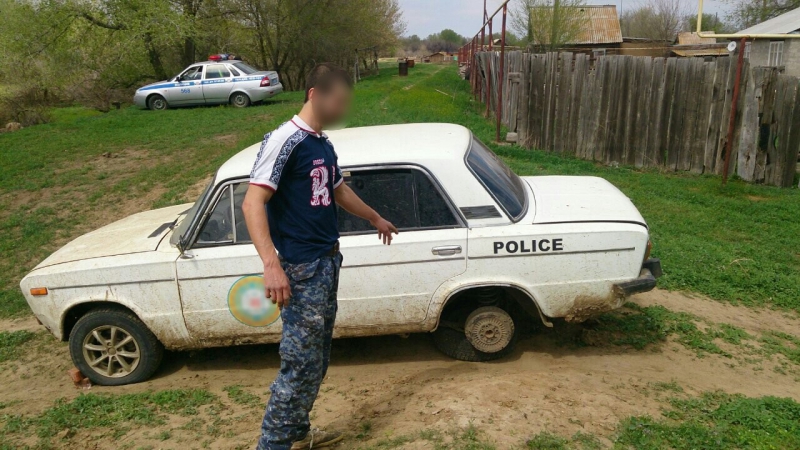 Под Астраханью трехлетние дети угодили под неисправную машину отца