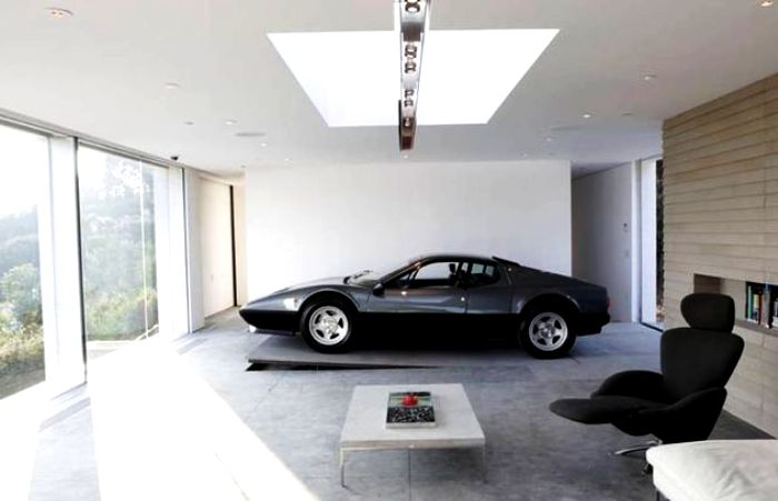 Полмиллиона в месяц – самое то: в России выяснили, сколько нужно денег для нормальной жизни