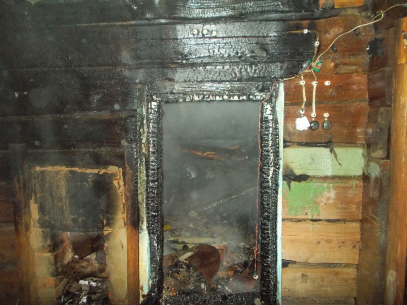 Крупный и серьезный пожар произошел ночью на Трусовской стороне Астрахани