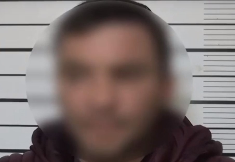 Жалею, что сбил ребенка: арестованный водитель BMW извинился на камеру