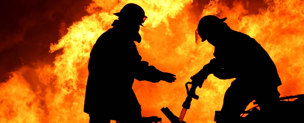 В центре Астрахани сгорел жилой дом