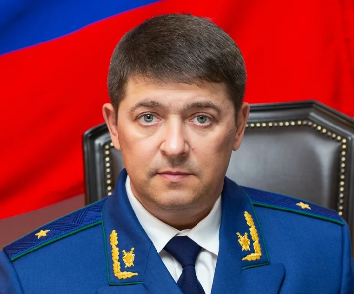 Экс-прокурора Астраханской области Сергея Фроста наградили медалью за заслуги перед регионом