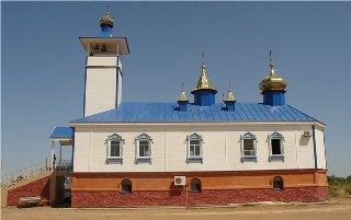 В сгоревшем в Ильинке храме прошла первая служба