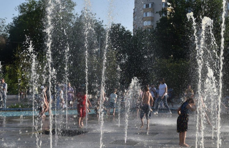 В Астрахани отметили День защиты детей