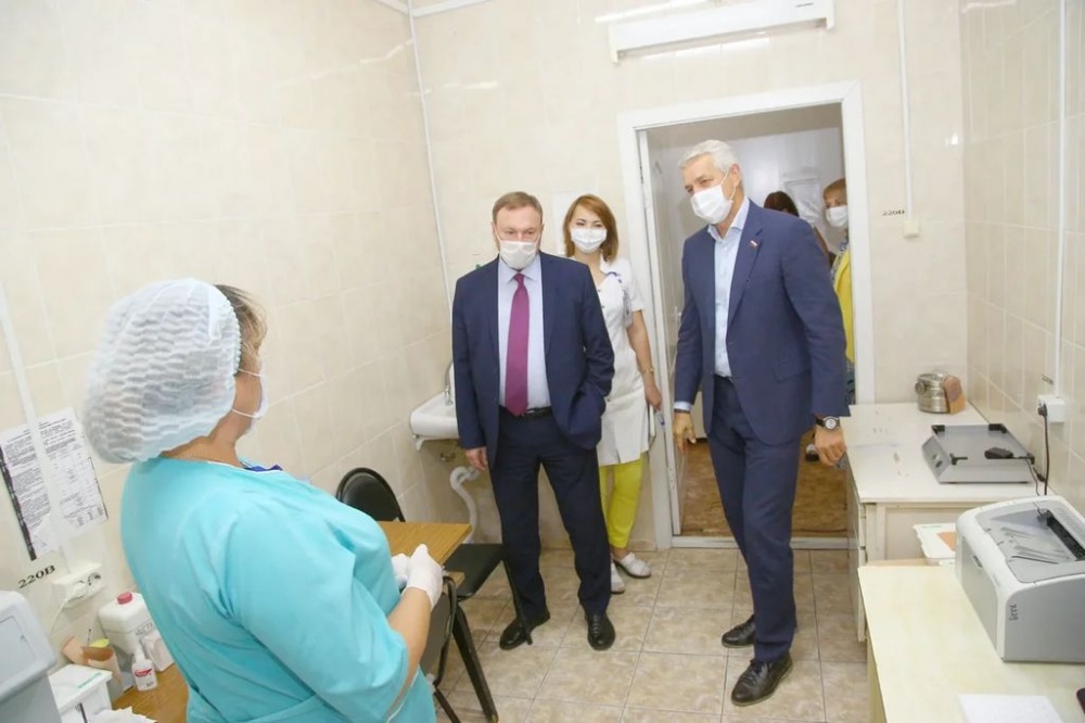 Леонид Огуль и Александр Буркин с рабочим визитом посетили Ахтубинский район