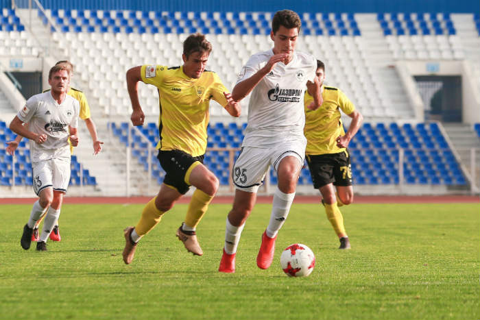 Игрок астраханского «Волгаря» сыграет в Кубке ФНЛ за сборную России