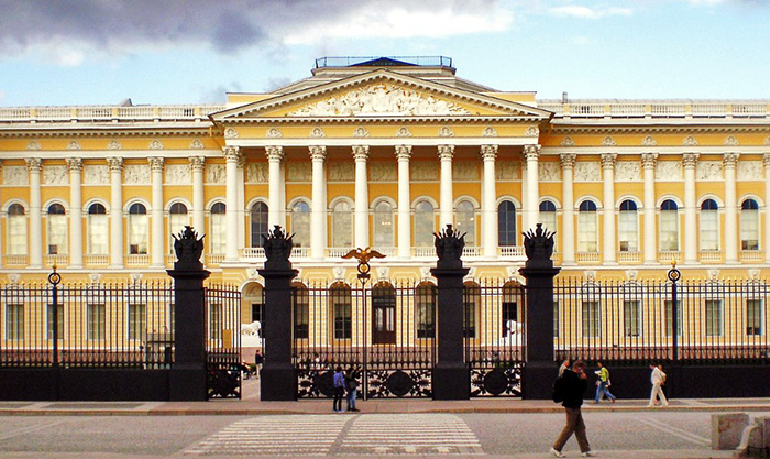 Астраханцы смогут увидеть шедевры из собрания Государственного Русского музея при поддержке ЛУКОЙЛа