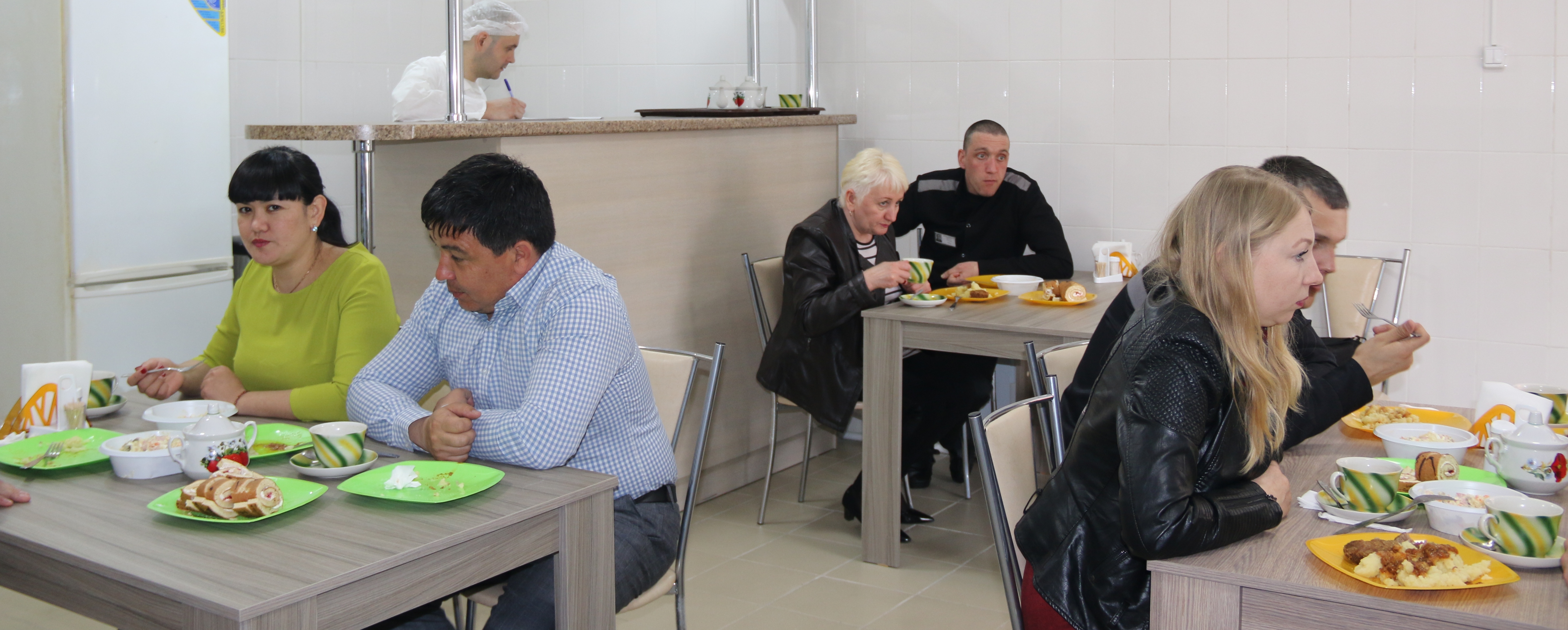 В астраханской колонии открылось кафе