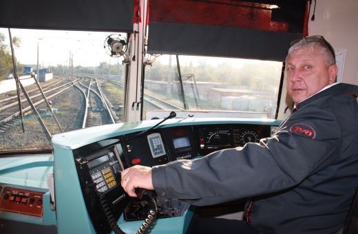 Астраханцы могут миновать пробку на Боевой на электричке