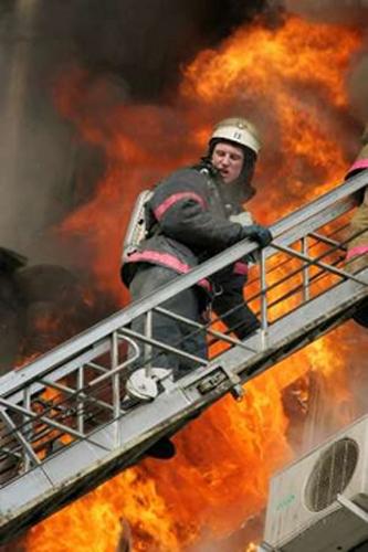 Ночной пожар унес две жизни.