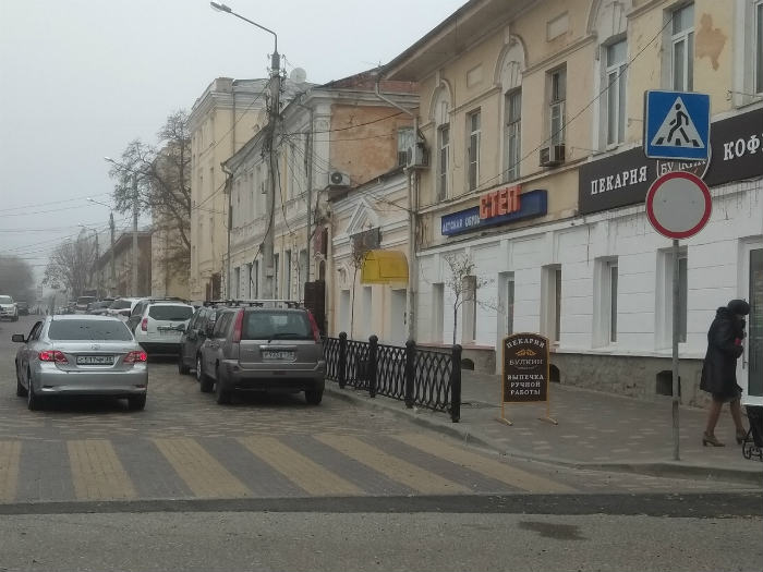 Улицу Ахматовскую в Астрахани передумали делать пешеходной