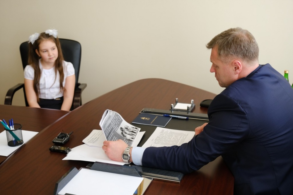 Ребенок обратился к губернатору Астраханской области с вопросом о бездомных животных