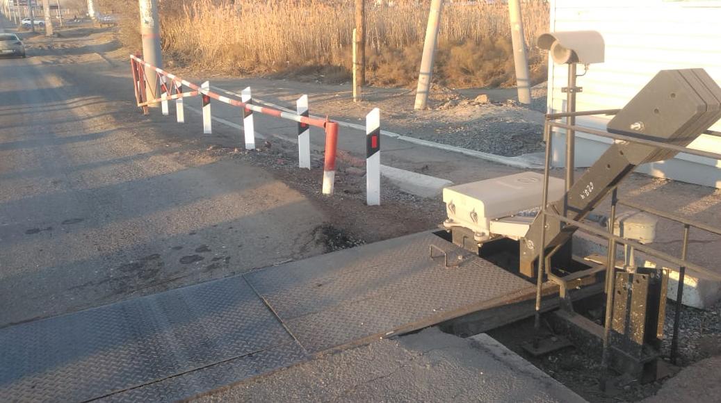 Железнодорожный переезд на станции Кутум отремонтировали