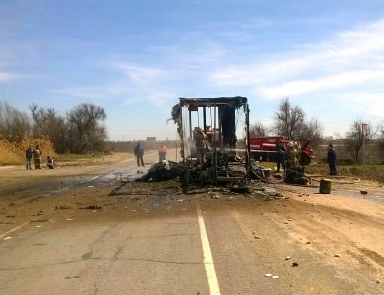  В Астрахани подожгли эвакуатор (ОБНОВЛЕНО!)