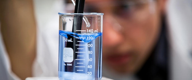 В преддверии Нового года в Астрахани берут пробы воды и исследуют микроклимат