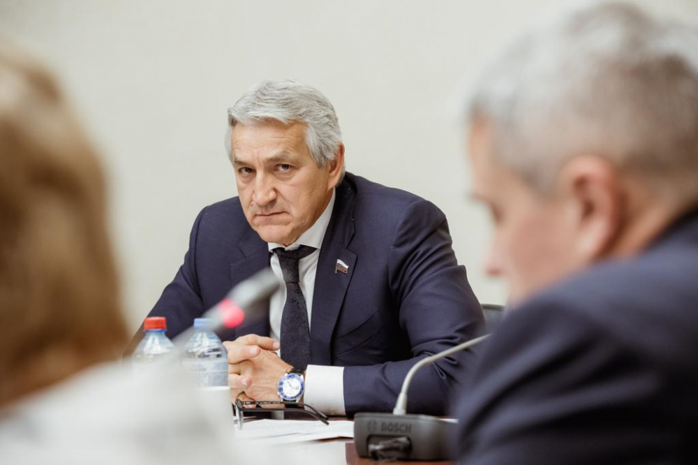 Нововведения Минздрава о справках для водителей обсудят в Госдуме