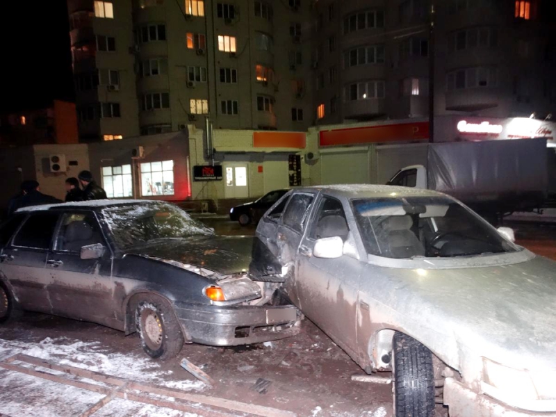 В Астрахани произошло тройное ДТП: пострадали два пешехода