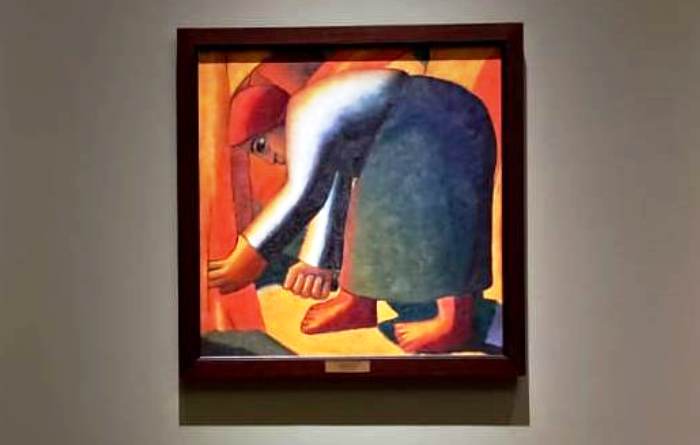 Полотна Астраханской картинной галереи вернулись с петербургской  экспозиции