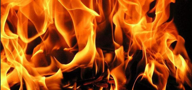 В Астраханской области курильщик спалил летнюю кухню