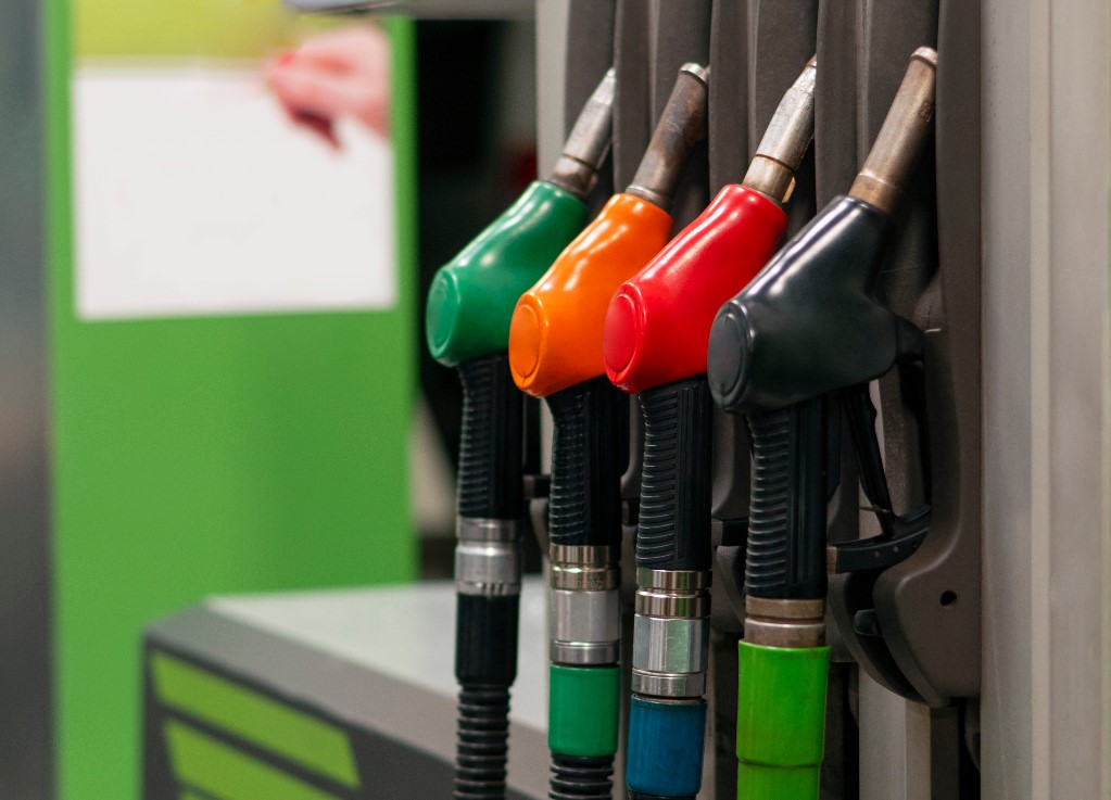 Бензин в Астрахани за неделю прибавил еще 19 копеек