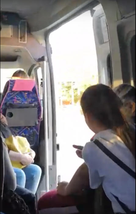 В Астрахани засняли на видео, как маршрутка катает пассажиров с ветерком