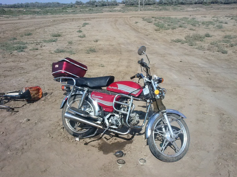 Под Астраханью 16-летний подросток опрокинулся на мотоцикле