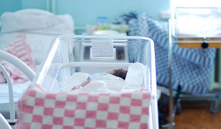 В астраханских роддомах временно не регистрируют новорожденных